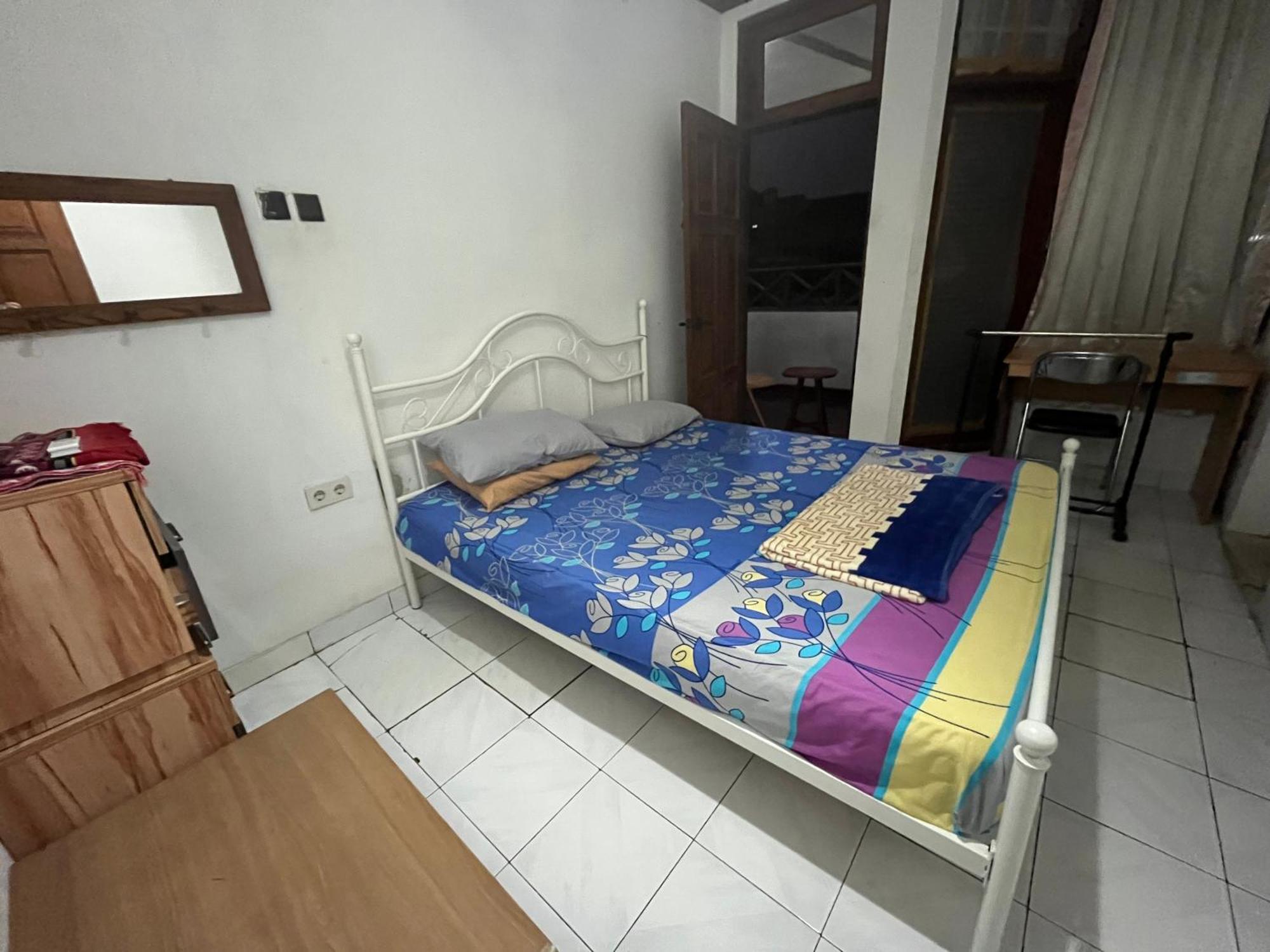 Spot On 94142 Al Fatih Residence Syariah 2 Jakarta Exterior foto