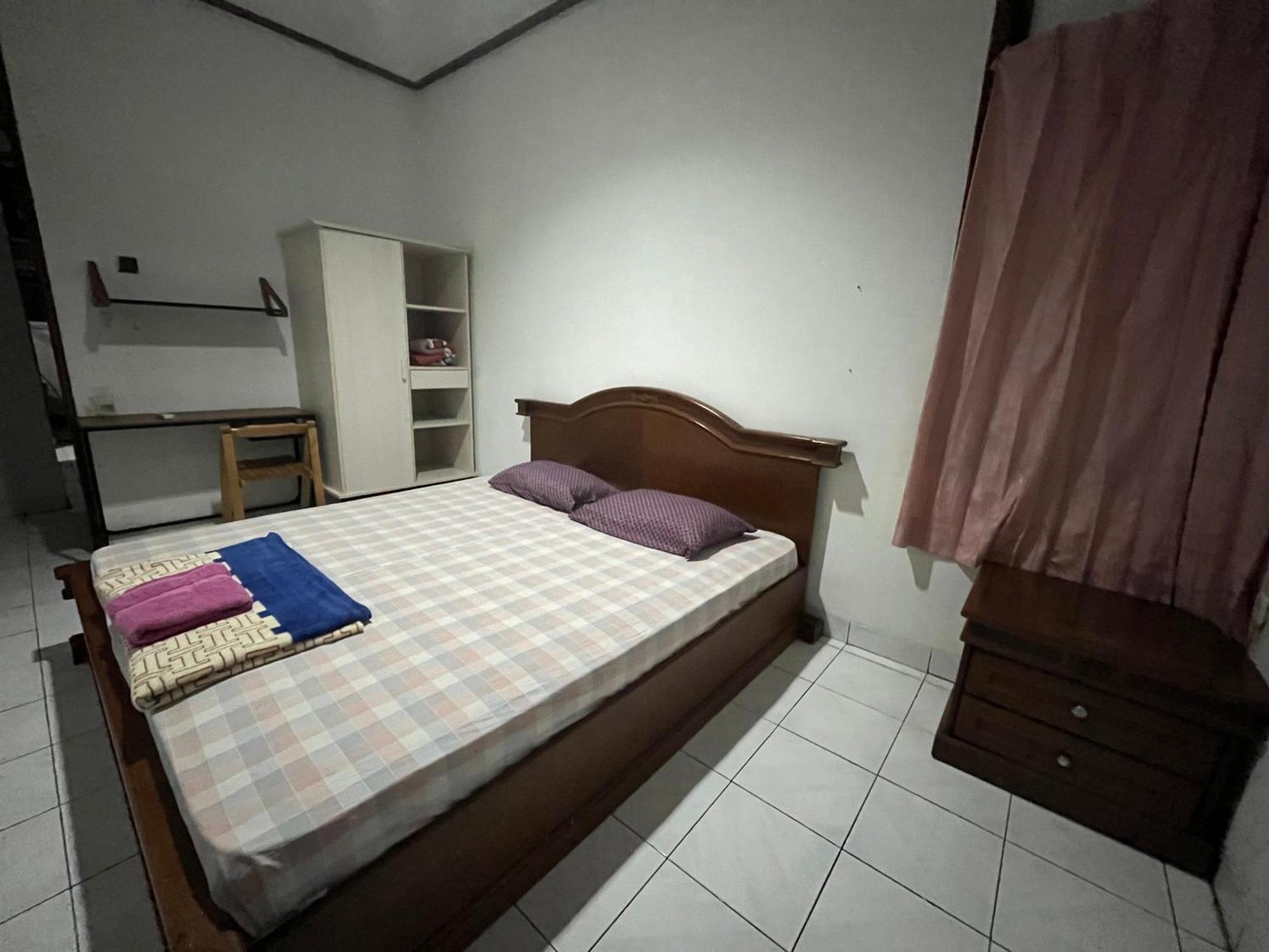 Spot On 94142 Al Fatih Residence Syariah 2 Jakarta Exterior foto